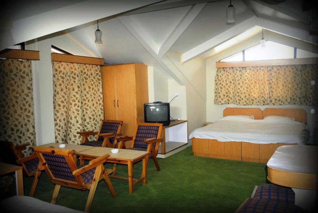 Srīnagar Hotel Welcome Residency מראה חיצוני תמונה