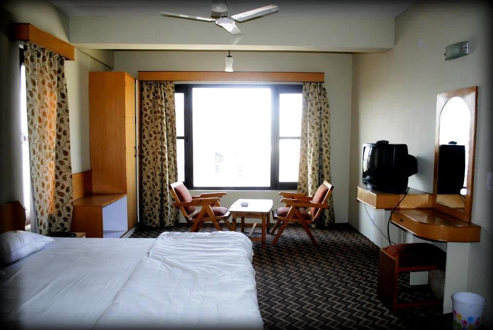 Srīnagar Hotel Welcome Residency מראה חיצוני תמונה