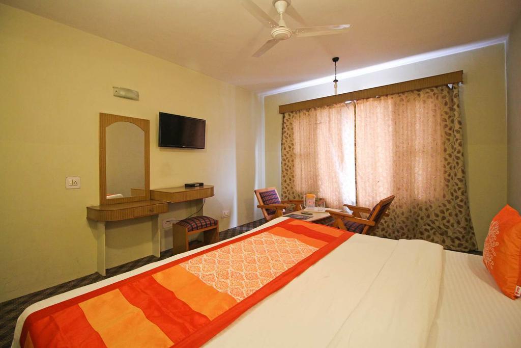 Srīnagar Hotel Welcome Residency מראה חיצוני תמונה